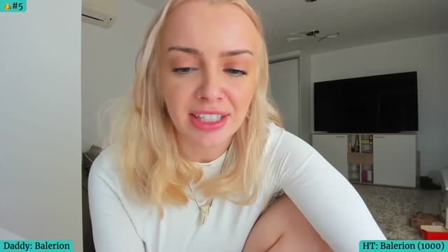 Gallery image thumbnail from Angie's myfreecams stream on, 12/29/2023, 05:13 image 19 of 20