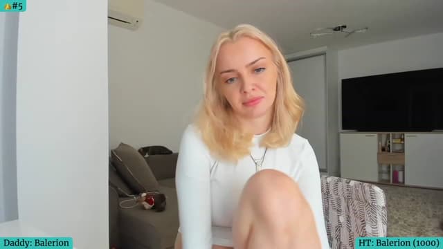 Gallery image thumbnail from Angie's myfreecams stream on, 12/29/2023, 05:29 image 3 of 20