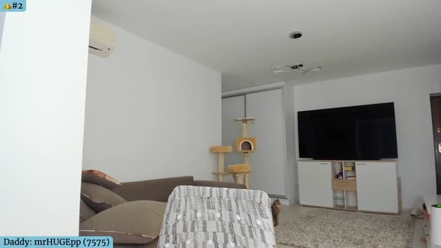 Gallery image thumbnail from Angie's myfreecams stream on, 04/03/2024, 04:50 image 2 of 20