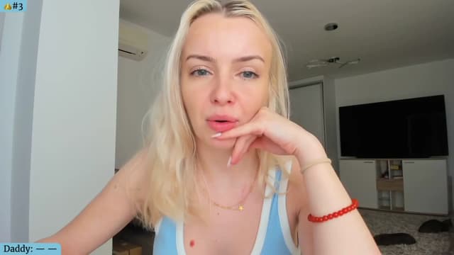 Gallery image thumbnail from Angie's myfreecams stream on, 04/06/2024, 03:47 image 9 of 20