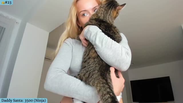 Gallery image thumbnail from Angie's myfreecams stream on, 12/10/2024, 06:01 image 20 of 20