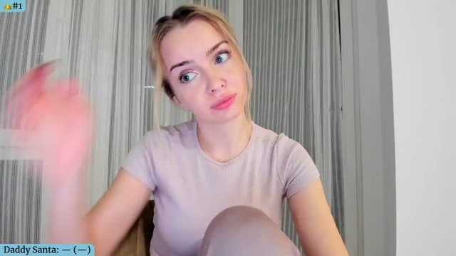 Gallery image thumbnail from Angie's myfreecams stream on, 12/22/2024, 06:14 image 1 of 20