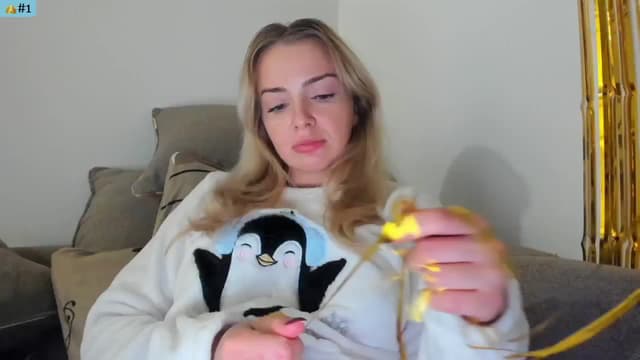 Gallery image thumbnail from Angie's myfreecams stream on, 12/31/2024, 06:46 image 18 of 20