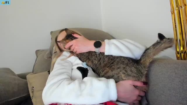 Gallery image thumbnail from Angie's myfreecams stream on, 12/31/2024, 06:46 image 20 of 20