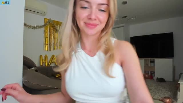 Gallery image thumbnail from Angie's myfreecams stream on, 01/01/2025, 08:13 image 9 of 20
