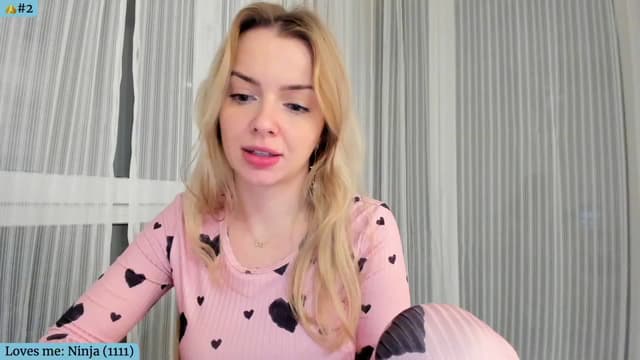 Gallery image thumbnail from Angie's myfreecams stream on, 01/18/2025, 05:09 image 14 of 20