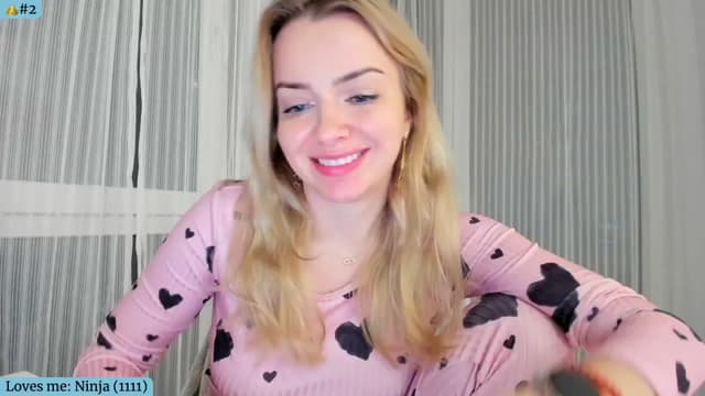 Gallery image thumbnail from Angie's myfreecams stream on, 01/18/2025, 05:09 image 4 of 20