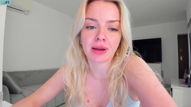 Gallery image thumbnail from Angie's myfreecams stream on, 03/21/2025, 05:25 image 17 of 20
