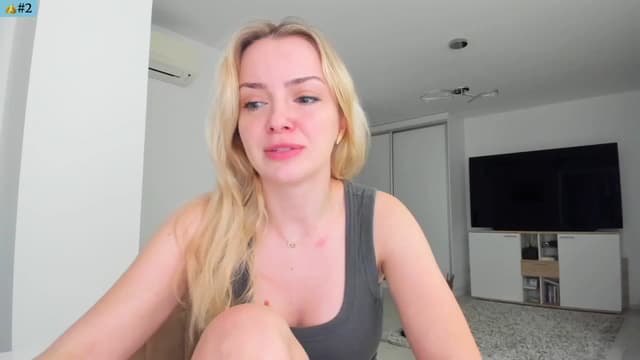 Gallery image thumbnail from Angie's myfreecams stream on, 03/31/2025, 05:29 image 1 of 20