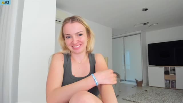 Gallery image thumbnail from Angie's myfreecams stream on, 03/31/2025, 05:29 image 15 of 20