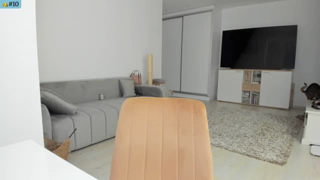Gallery image thumbnail from Angie's myfreecams stream on, 04/07/2025, 04:01 image 1 of 20