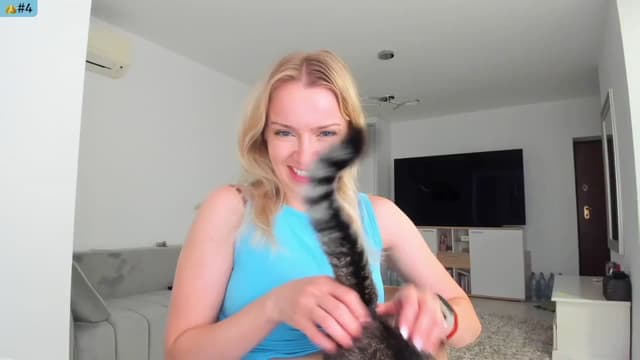 Gallery image thumbnail from Angie's myfreecams stream on, 06/03/2025, 04:21 image 1 of 20
