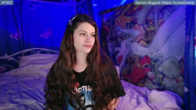 Gallery image thumbnail from April's myfreecams stream on, 12/30/2023, 07:27 image 12 of 20