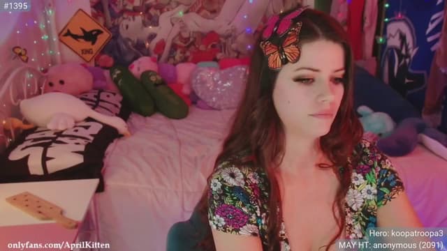 Gallery image thumbnail from April's myfreecams stream on, 05/23/2024, 04:31 image 15 of 20