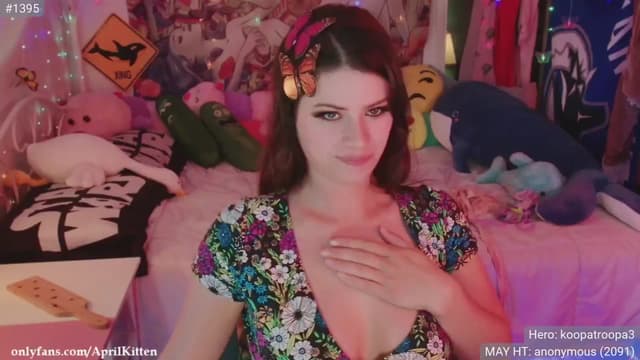 Gallery image thumbnail from April's myfreecams stream on, 05/23/2024, 04:31 image 13 of 20