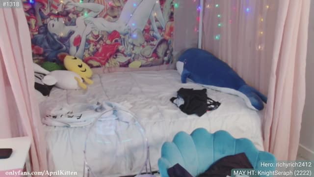 Gallery image thumbnail from April's myfreecams stream on, 05/31/2024, 05:08 image 14 of 20