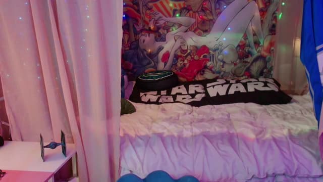 Gallery image thumbnail from April's myfreecams stream on, 08/29/2024, 05:34 image 17 of 20