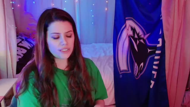 Gallery image thumbnail from April's myfreecams stream on, 01/05/2025, 08:33 image 4 of 20