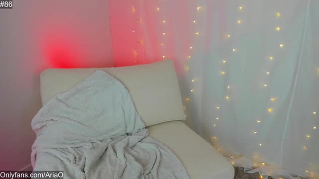 Gallery image thumbnail from AriaO's myfreecams stream on, 06/26/2023, 03:13 image 10 of 20