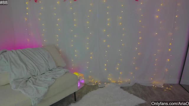 Gallery image thumbnail from AriaO's myfreecams stream on, 06/28/2023, 02:12 image 14 of 20