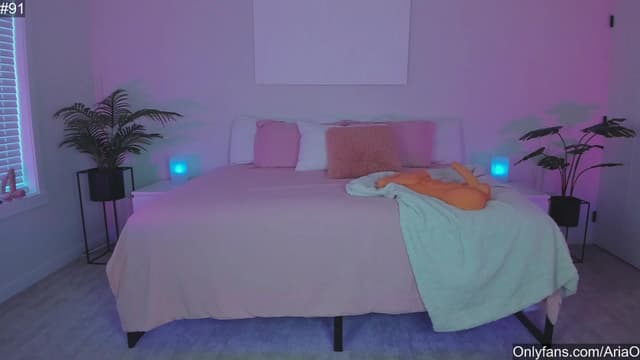 Gallery image thumbnail from AriaO's myfreecams stream on, 07/01/2023, 04:59 image 5 of 20