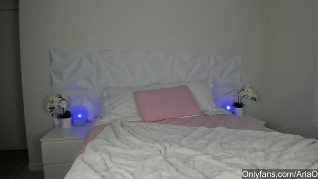 Gallery image thumbnail from AriaO's myfreecams stream on, 08/14/2023, 01:41 image 20 of 20