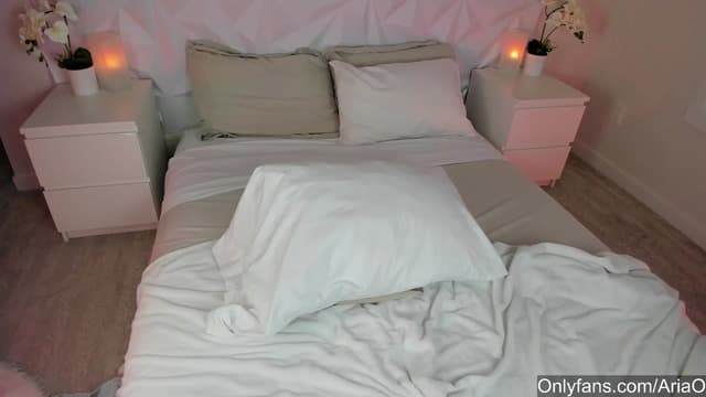 Gallery image thumbnail from AriaO's myfreecams stream on, 08/20/2023, 02:55 image 5 of 20