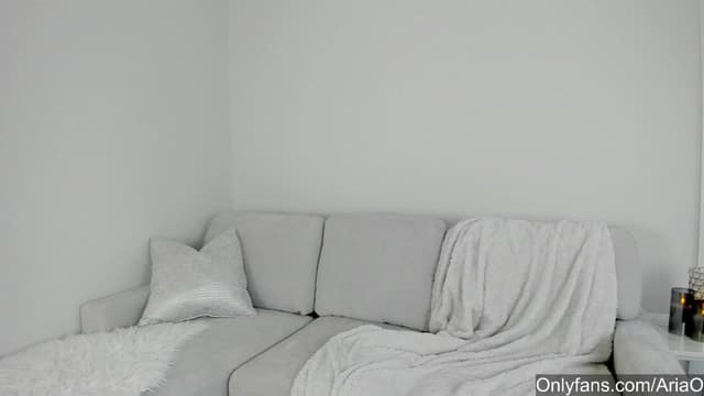 Gallery image thumbnail from AriaO's myfreecams stream on, 10/12/2023, 24:35 image 12 of 20