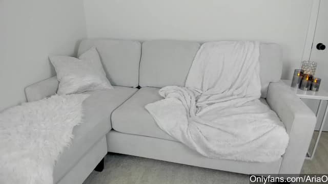 Gallery image thumbnail from AriaO's myfreecams stream on, 10/12/2023, 02:31 image 15 of 20