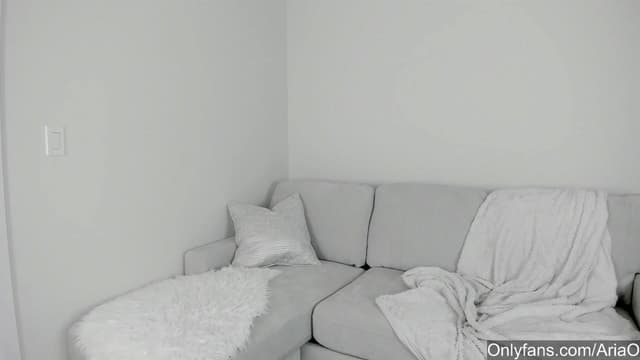Gallery image thumbnail from AriaO's myfreecams stream on, 10/12/2023, 02:31 image 13 of 20