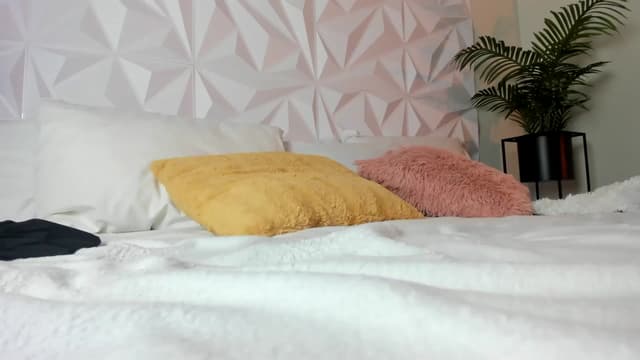 Gallery image thumbnail from AriaO's myfreecams stream on, 11/11/2023, 11:54 image 17 of 20