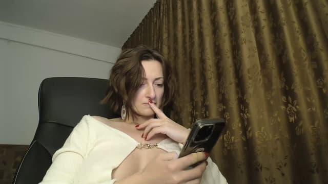 Gallery image thumbnail from AryaS's myfreecams stream on, 12/03/2025, 20:08 image 10 of 20