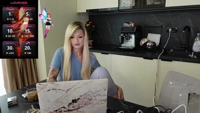 Gallery image thumbnail from BOO_D's myfreecams stream on, 05/30/2025, 07:19 image 10 of 20