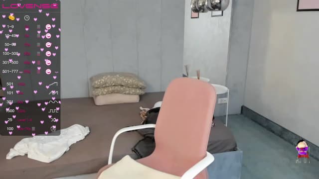 Gallery image thumbnail from B_Boo's myfreecams stream on, 12/04/2022, 13:44 image 14 of 20