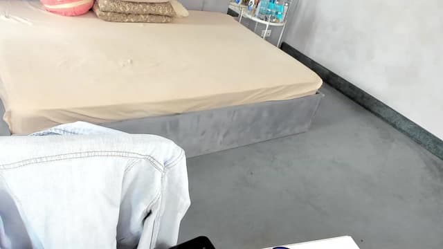 Gallery image thumbnail from B_Boo's myfreecams stream on, 03/17/2023, 10:01 image 7 of 20