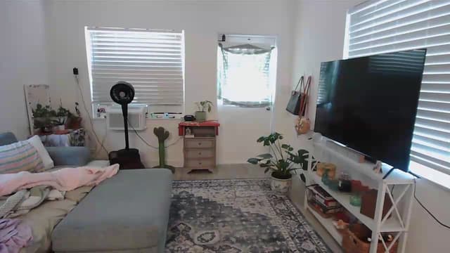 Gallery image thumbnail from Bambz's myfreecams stream on, 07/10/2026, 17:20 image 19 of 20