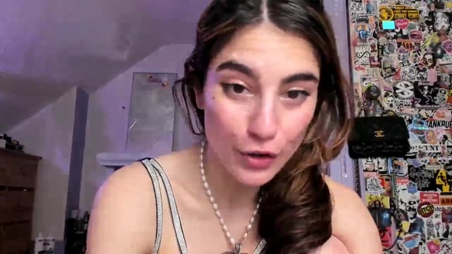 Gallery image thumbnail from Becka's myfreecams stream on, 02/19/2024, 09:57 image 4 of 20