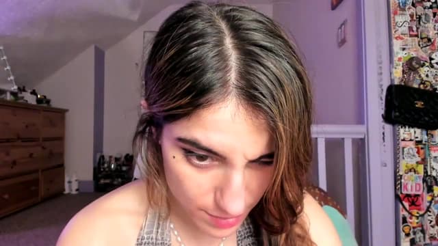 Gallery image thumbnail from Becka's myfreecams stream on, 03/13/2024, 08:57 image 9 of 20