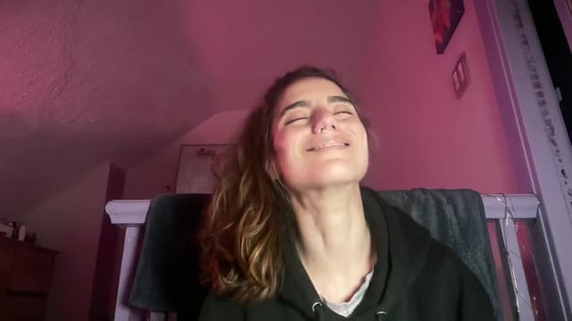Gallery image thumbnail from Becka's myfreecams stream on, 04/12/2024, 11:13 image 12 of 20