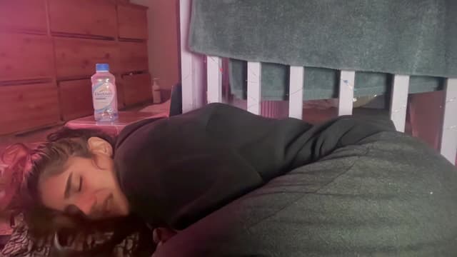 Gallery image thumbnail from Becka's myfreecams stream on, 04/12/2024, 11:13 image 19 of 20