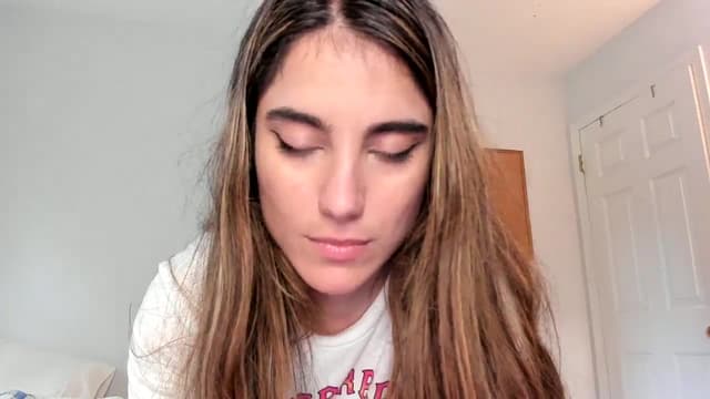 Gallery image thumbnail from Becka's myfreecams stream on, 05/27/2024, 21:46 image 6 of 20