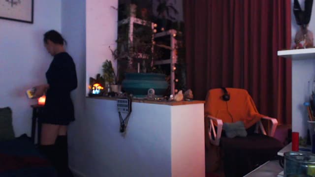Gallery image thumbnail from Beth_'s myfreecams stream on, 11/29/2022, 24:33 image 13 of 20