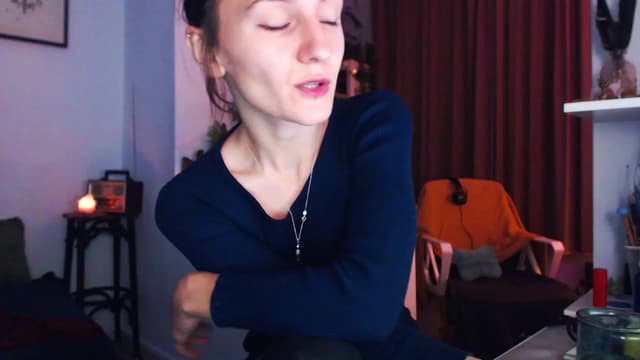 Gallery image thumbnail from Beth_'s myfreecams stream on, 11/29/2022, 24:33 image 14 of 20