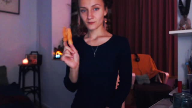 Gallery image thumbnail from Beth_'s myfreecams stream on, 11/29/2022, 24:33 image 9 of 20