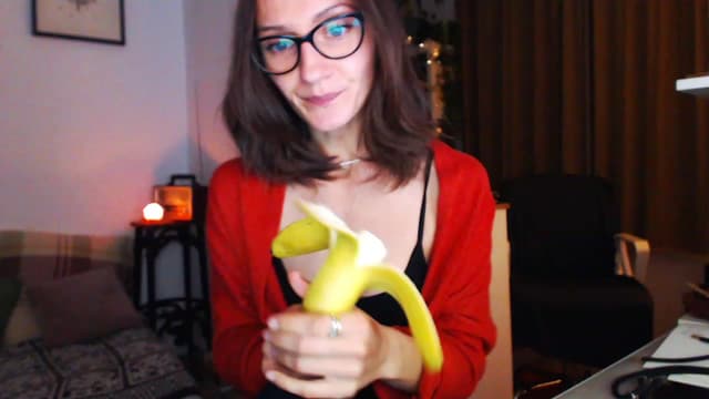 Gallery image thumbnail from Beth_'s myfreecams stream on, 12/01/2022, 24:55 image 13 of 20