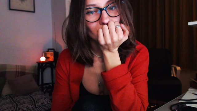 Gallery image thumbnail from Beth_'s myfreecams stream on, 12/01/2022, 24:55 image 14 of 20