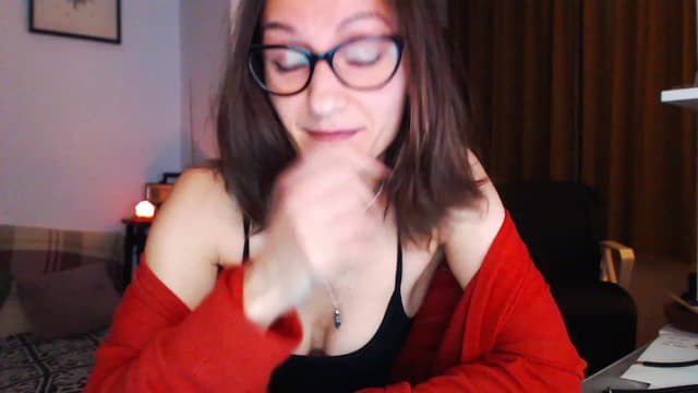 Gallery image thumbnail from Beth_'s myfreecams stream on, 12/01/2022, 24:55 image 4 of 20
