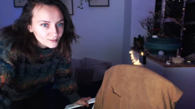 Gallery image thumbnail from Beth_'s myfreecams stream on, 12/30/2022, 01:24 image 12 of 20