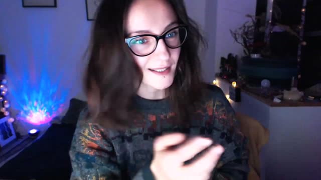 Gallery image thumbnail from Beth_'s myfreecams stream on, 12/30/2022, 01:24 image 9 of 20