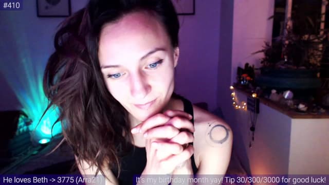 Gallery image thumbnail from Beth_'s myfreecams stream on, 03/03/2023, 01:46 image 18 of 20